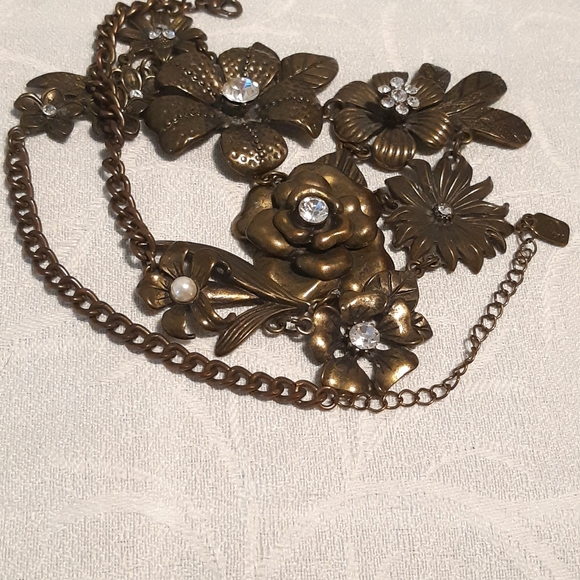 VTG,Bronze Floral 3D Necklace, With Rhinestones, - Picture 8 of 10
